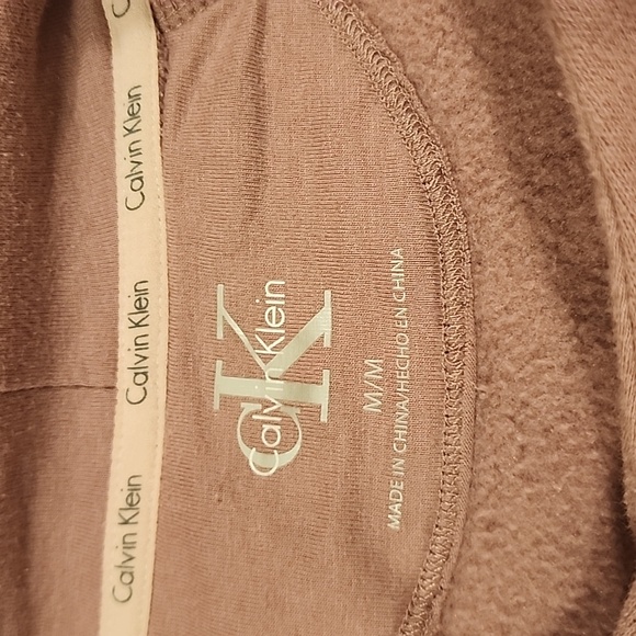 Hoodie - Picture 4 of 5